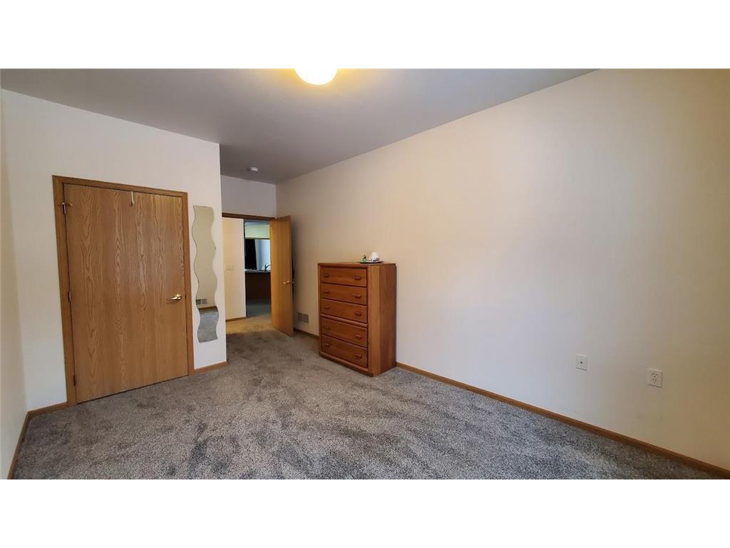 2226 Lower Afton Road E Saint Paul MN 55119 7005910 image19