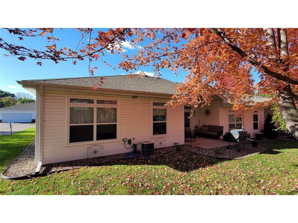 2226 Lower Afton Road E Saint Paul MN 55119 7005910 image4