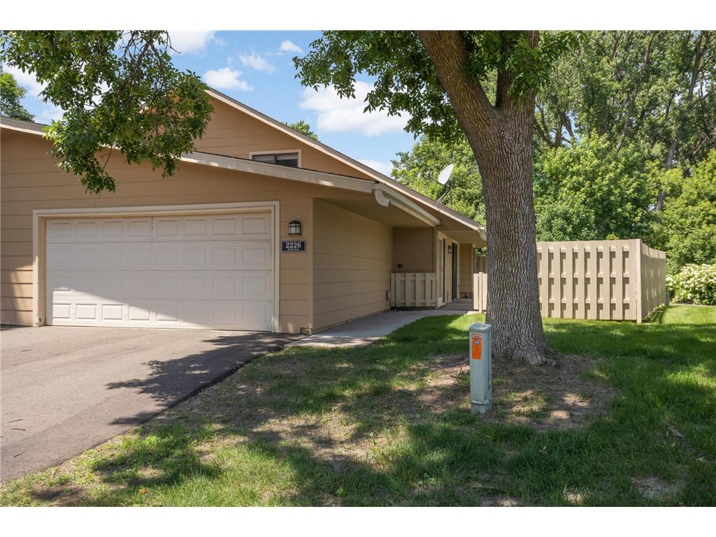 2226 Mayfair Road Golden Valley MN 55427 6745588 image1