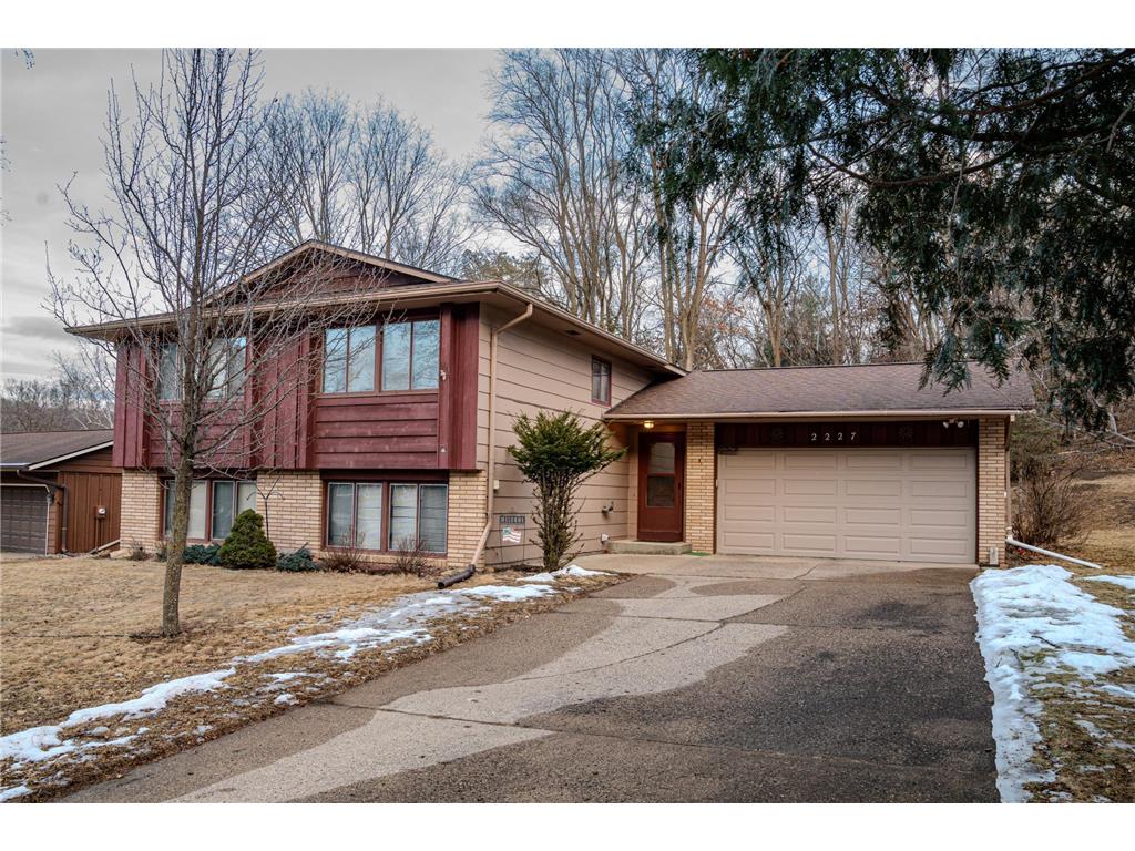 2227 Bevans Circle Red Wing MN 55066 6675479 image1