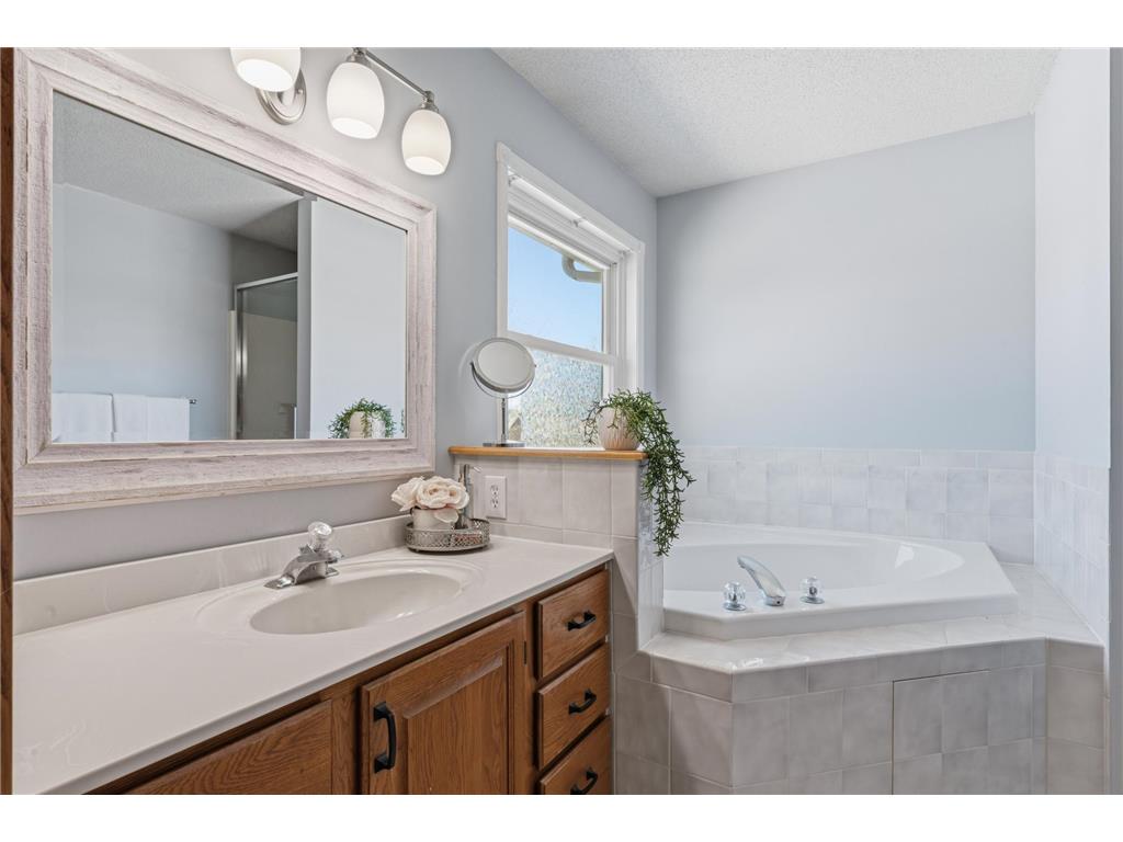 2227 Viola Heights Drive NE Rochester MN 55906 7034109 image24