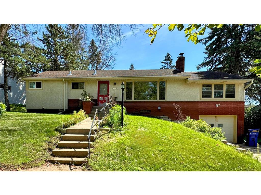 2228 5th Street E Saint Paul MN 55119 6418345 image1