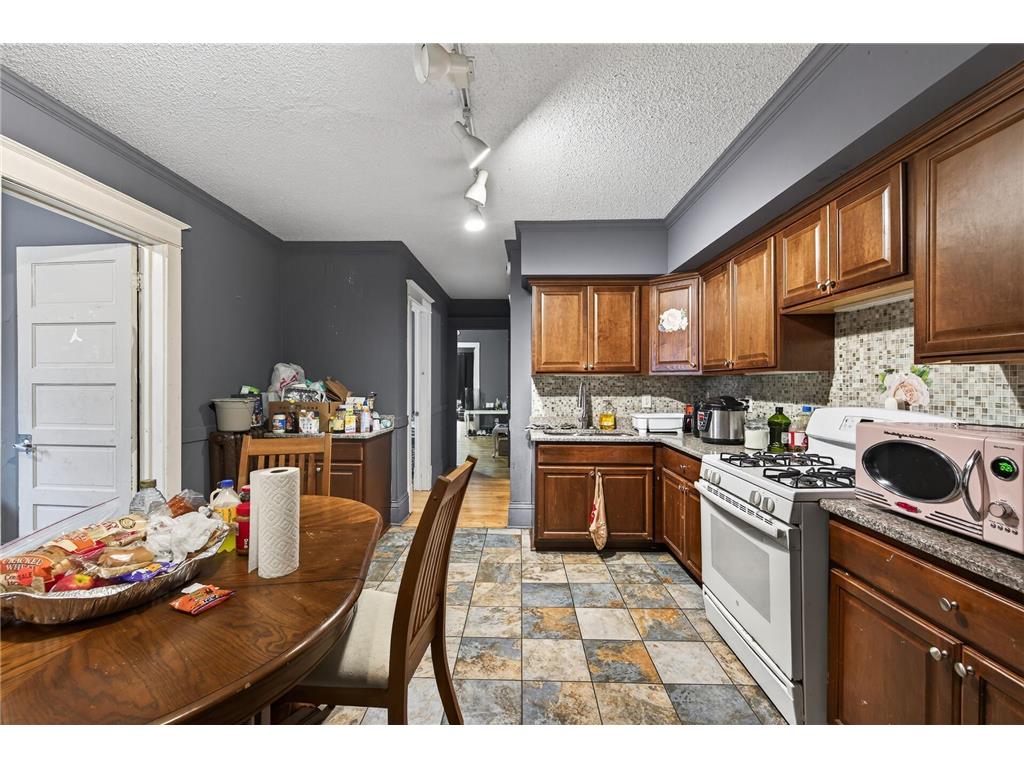 2229 5th Street NE Minneapolis MN 55418 6815497 image11