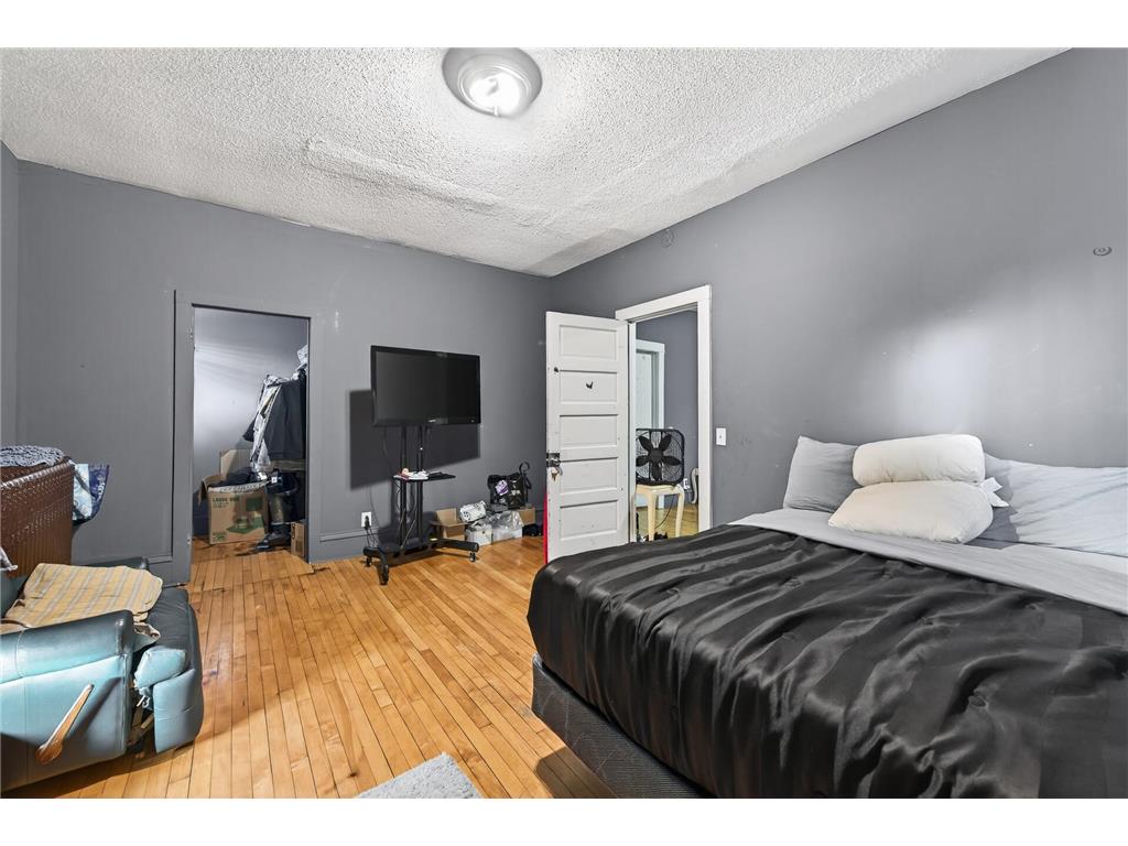 2229 5th Street NE Minneapolis MN 55418 6815497 image19