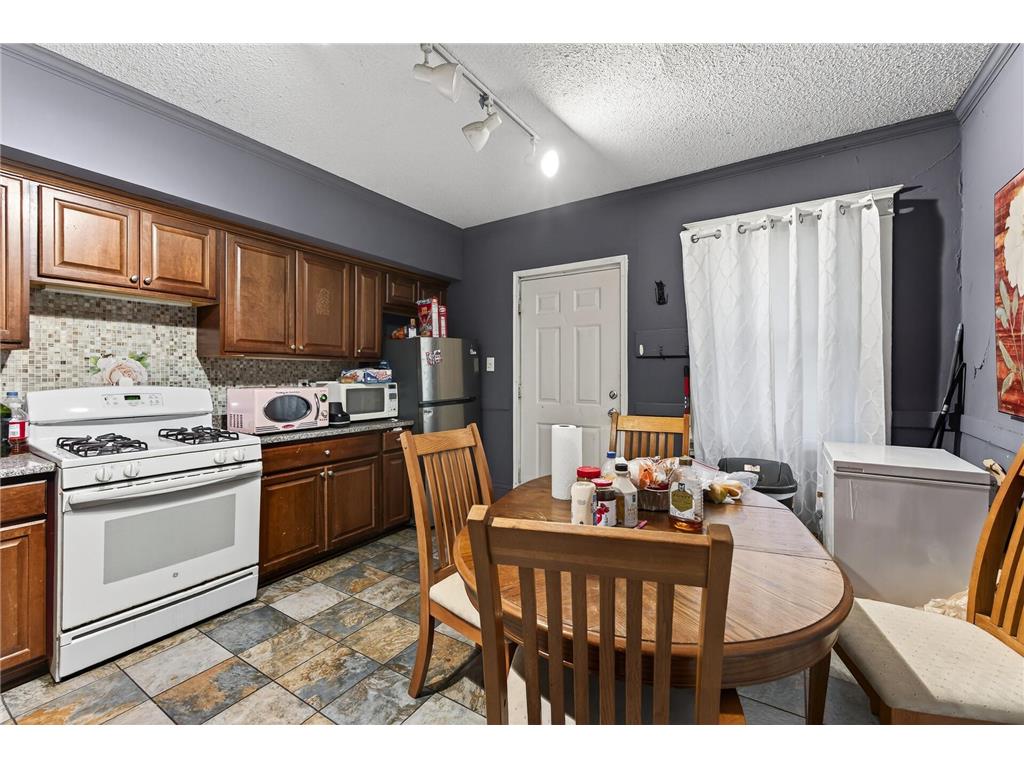 2229 5th Street NE Minneapolis MN 55418 6815497 image8