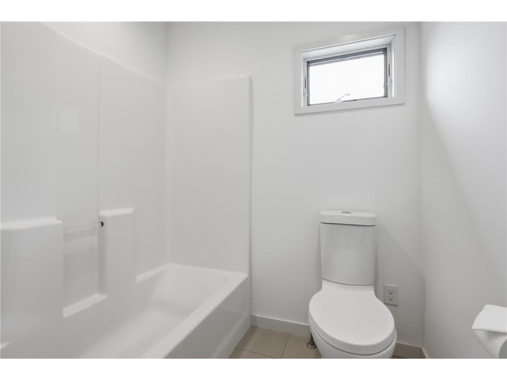 2229 Wall Street Eagan MN 55122 7058398 image51