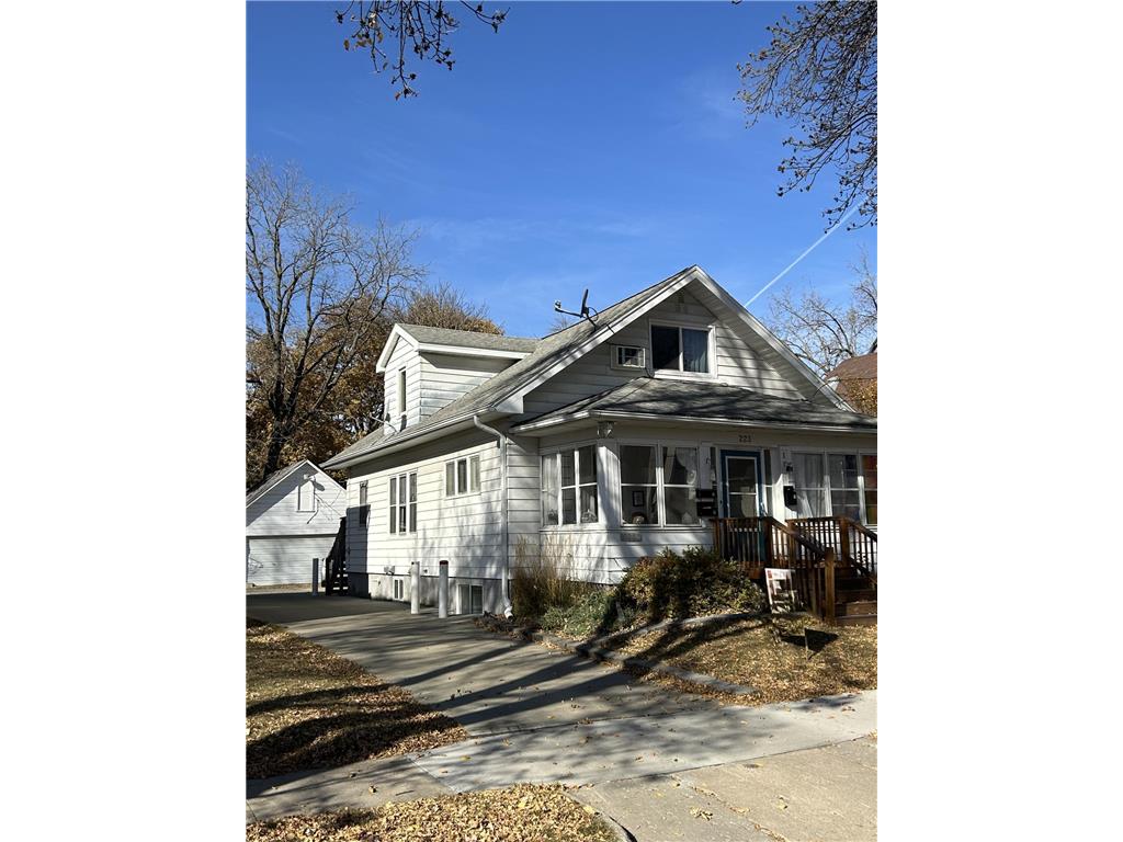 223 10th Avenue SE Rochester MN 55904 6617061 image1