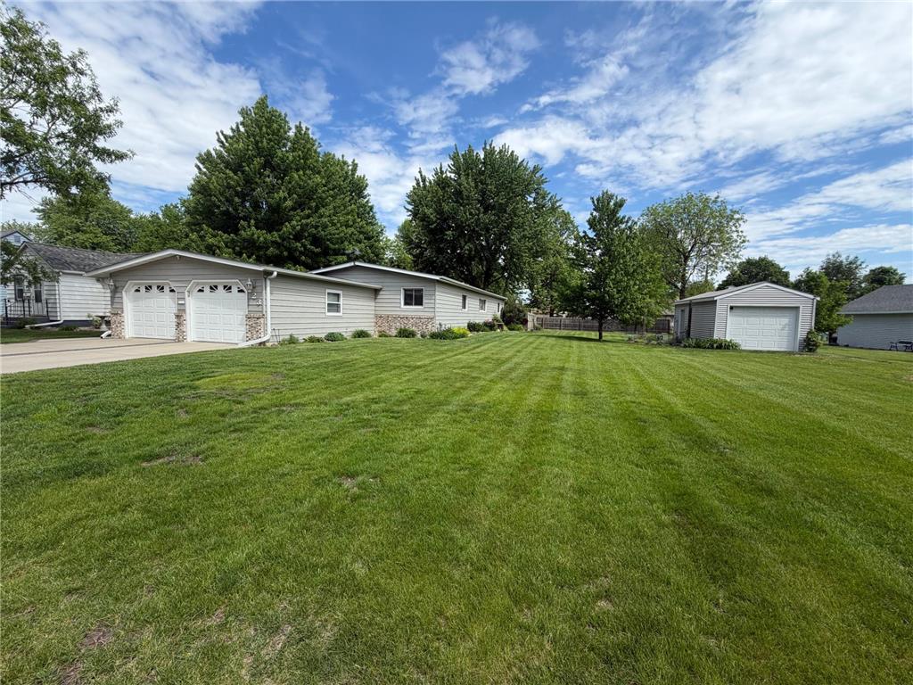 223 10th Avenue Worthington MN 56187 7080593 image2