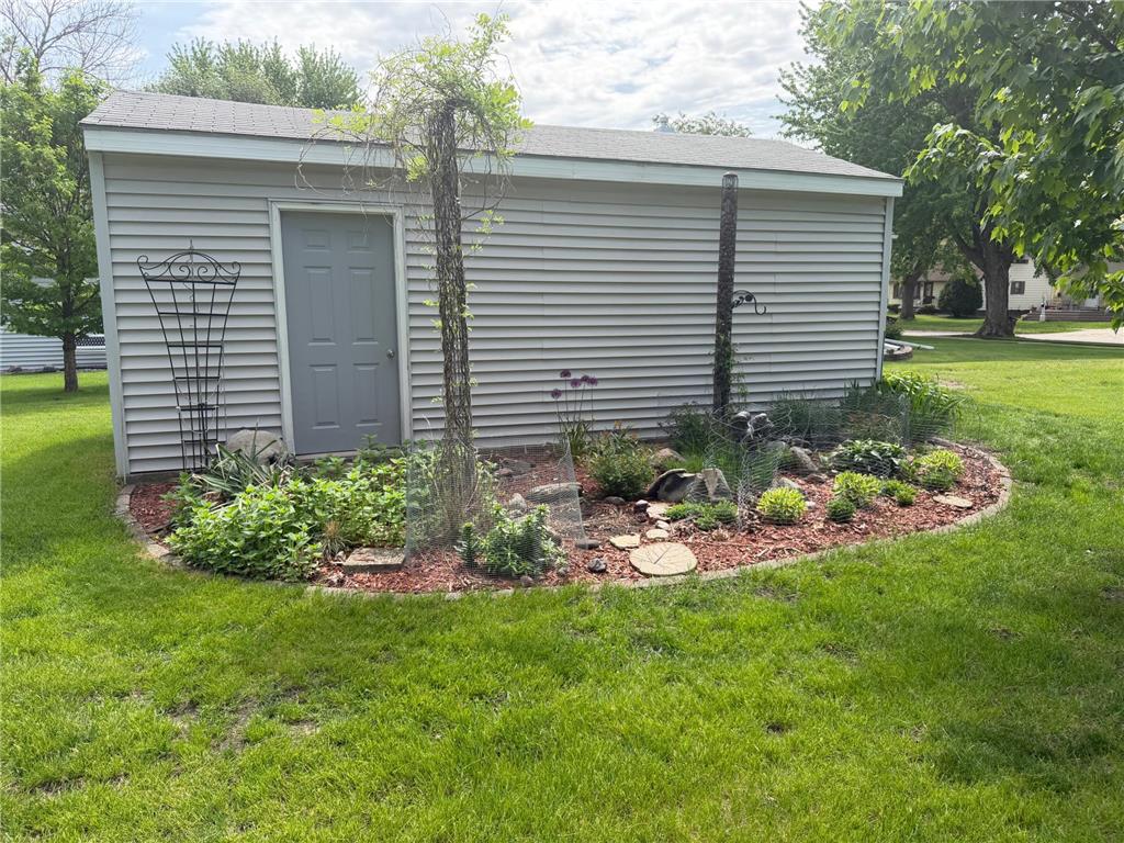 223 10th Avenue Worthington MN 56187 7080593 image4