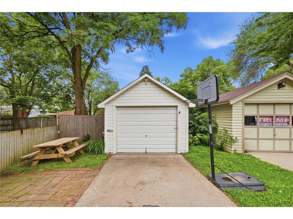 223 31st Avenue N Saint Cloud MN 56303 7102737 image4