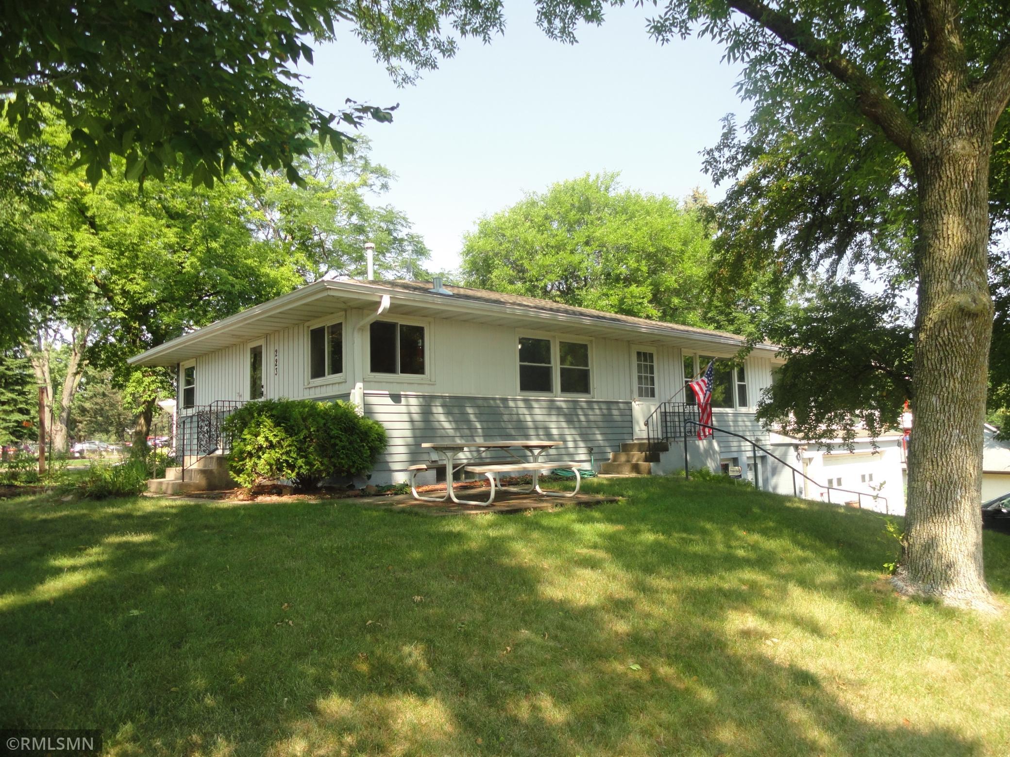 223 Bellwood Avenue, Maplewood, MN, 55117 MLS 6026101 Edina Realty