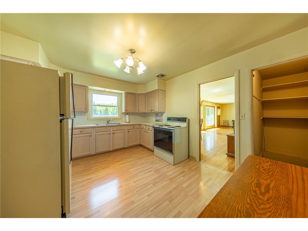 223 Central Avenue N Wayzata MN 55391 7071388 image11