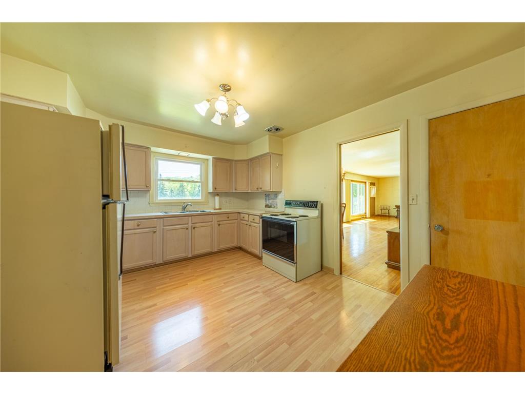 223 Central Avenue N Wayzata MN 55391 7071388 image12