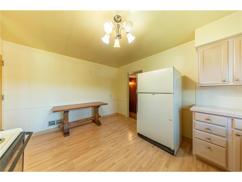 223 Central Avenue N Wayzata MN 55391 7071388 image13