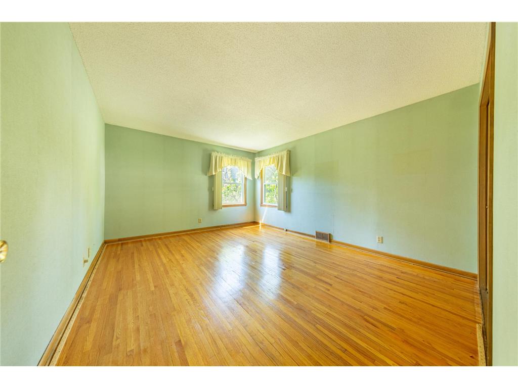 223 Central Avenue N Wayzata MN 55391 7071388 image21