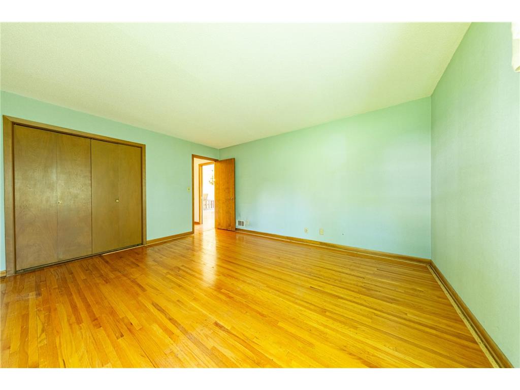 223 Central Avenue N Wayzata MN 55391 7071388 image23