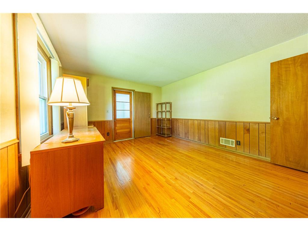 223 Central Avenue N Wayzata MN 55391 7071388 image27