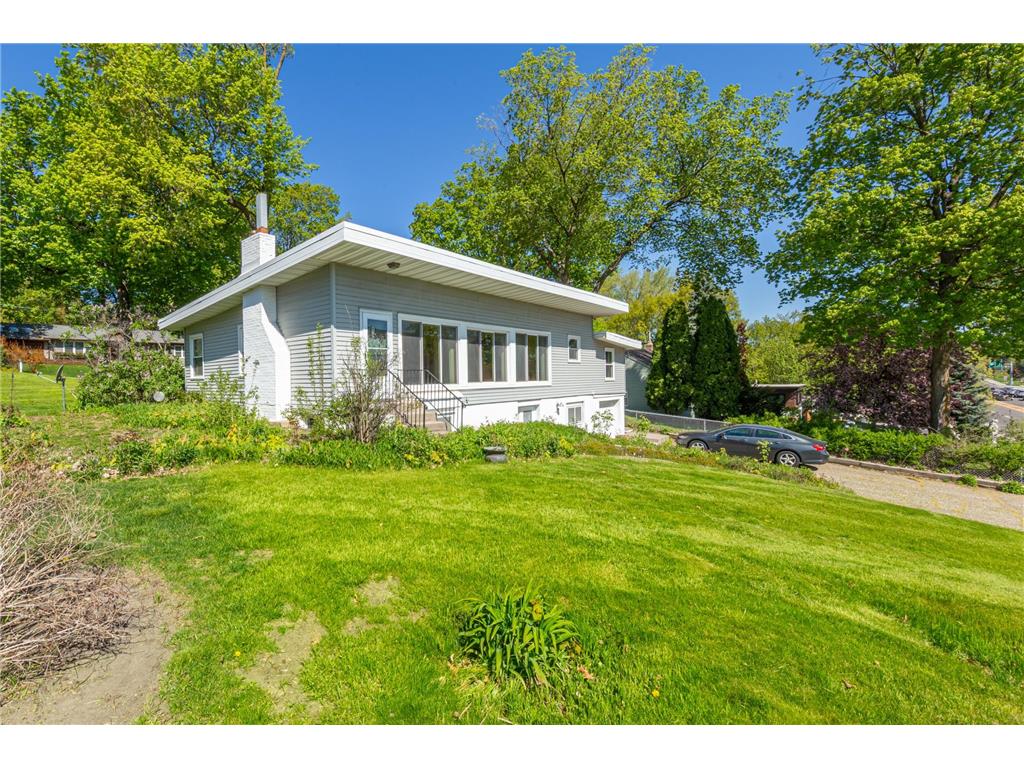 223 Central Avenue N Wayzata MN 55391 7071388 image3