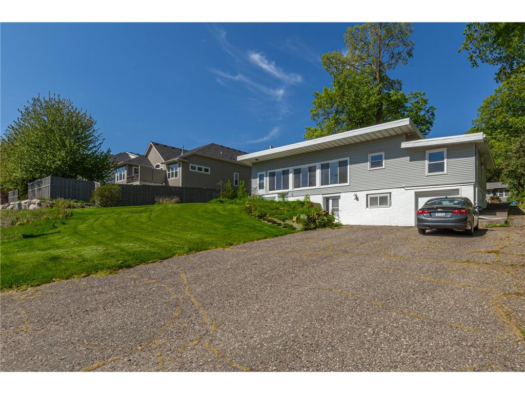 223 Central Avenue N Wayzata MN 55391 7071388 image4