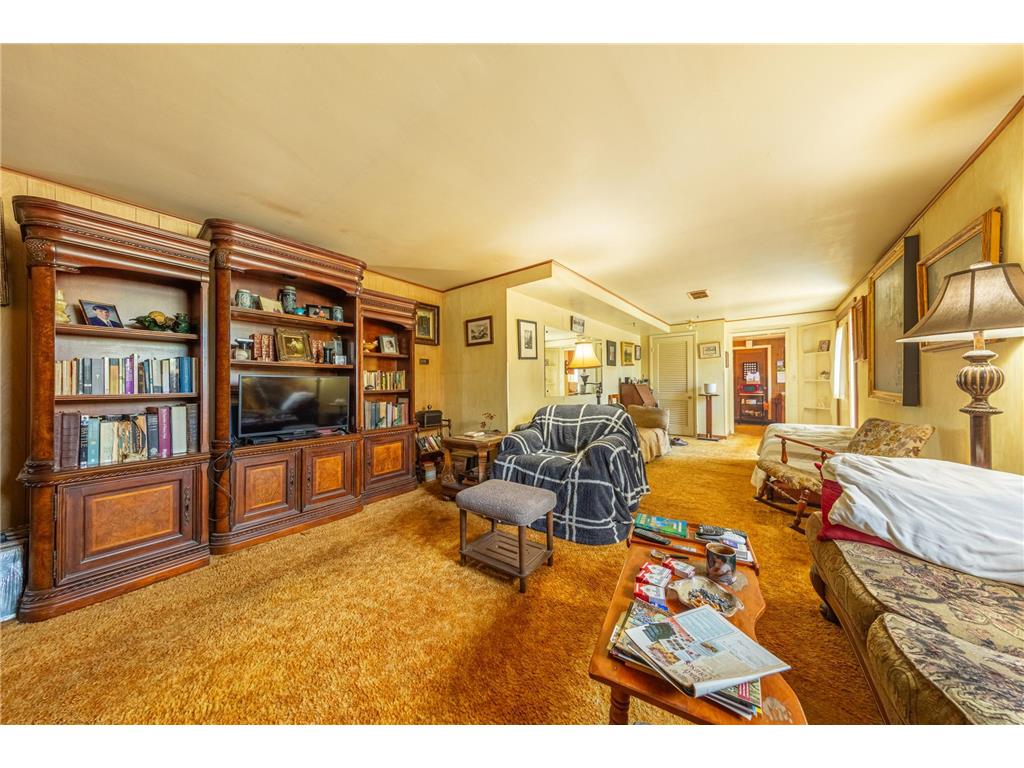 223 Central Avenue N Wayzata MN 55391 7071388 image41