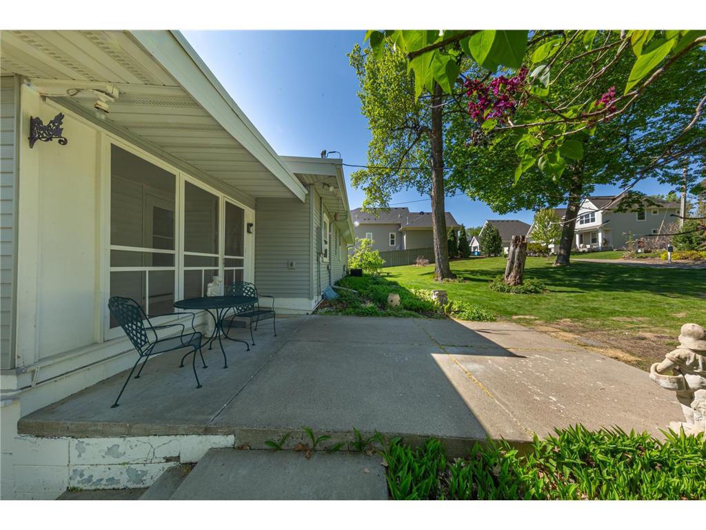 223 Central Avenue N Wayzata MN 55391 7071388 image7