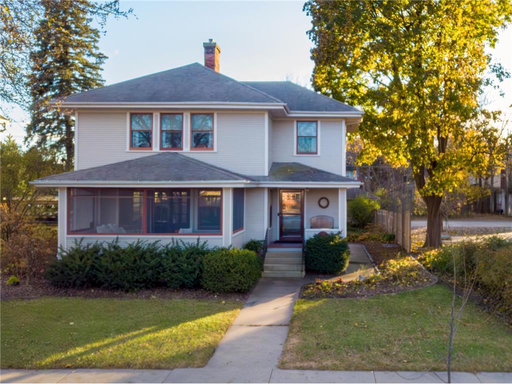 223 E Broadway Street Winona MN 55987 6637442 image1