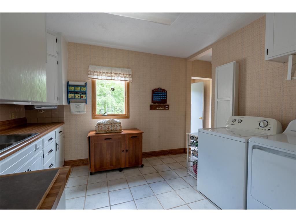223 E Oak Street Tyler MN 56178 7096187 image18