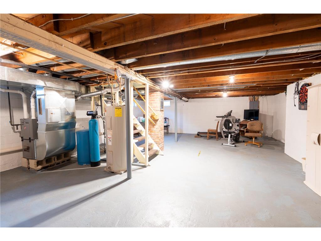 223 E Oak Street Tyler MN 56178 7096187 image19
