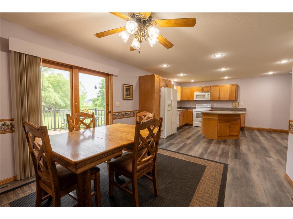 223 E Oak Street Tyler MN 56178 7096187 image6