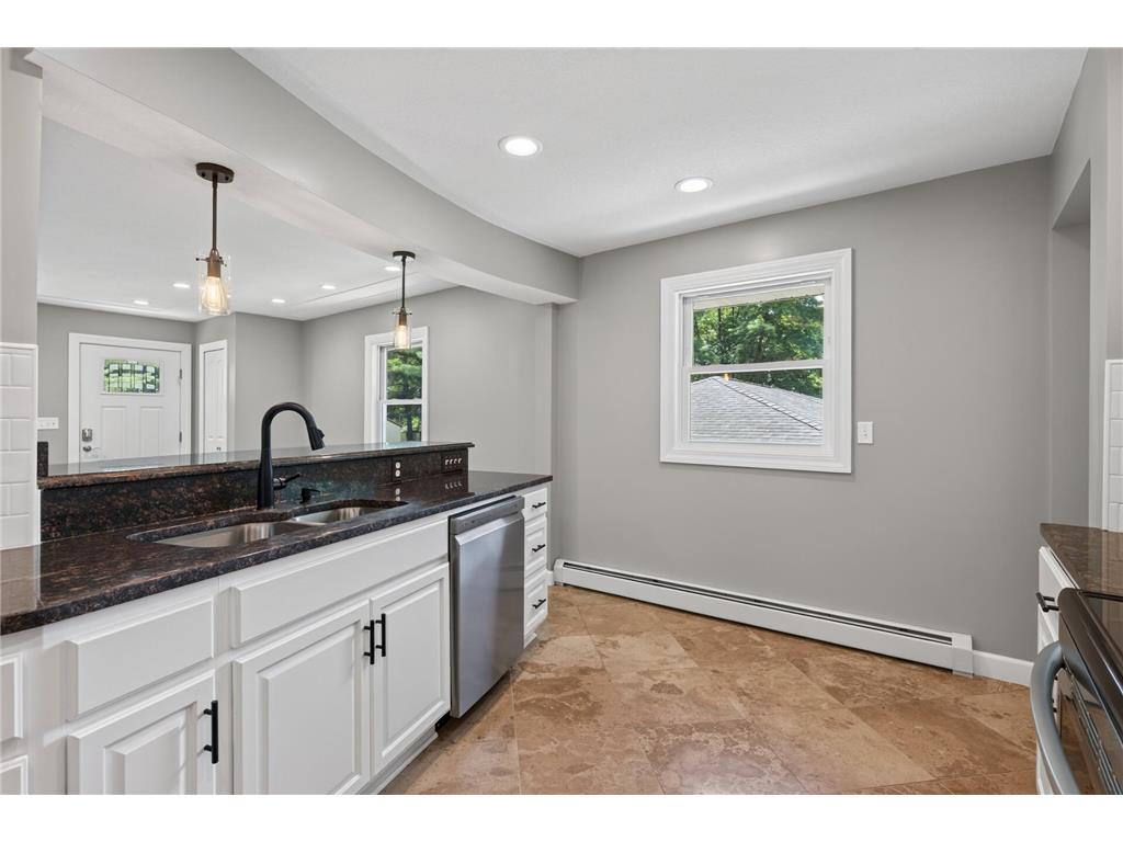 223 Grove Road East Bethel MN 55092 - Coon 7095980 image13