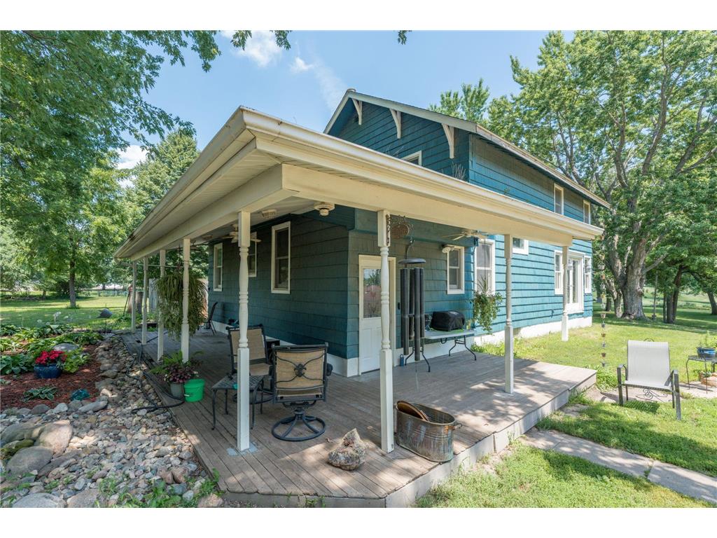 223 Joy Avenue SW Madelia MN 56062 7109526 image2