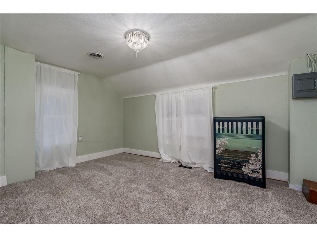 223 Joy Avenue SW Madelia MN 56062 7109526 image24