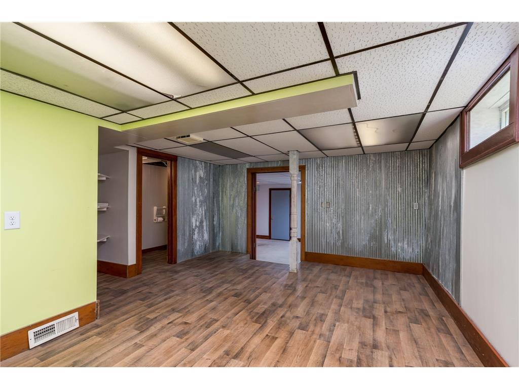 223 Joy Avenue SW Madelia MN 56062 7109526 image28