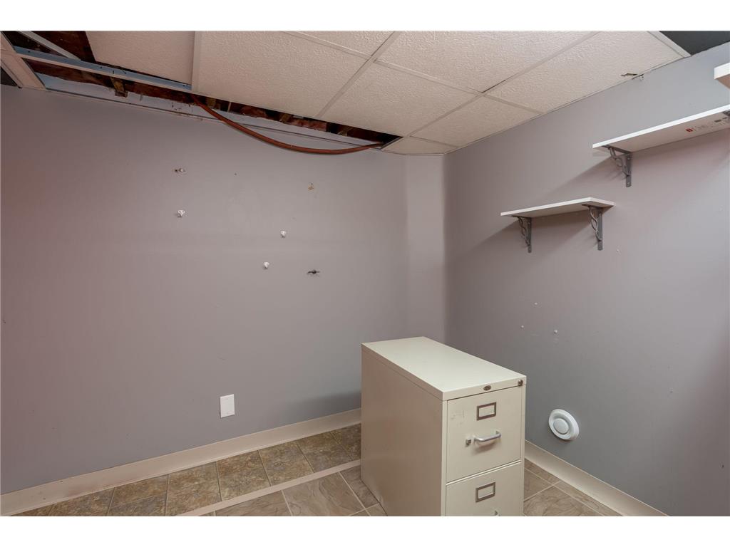 223 Joy Avenue SW Madelia MN 56062 7109526 image33