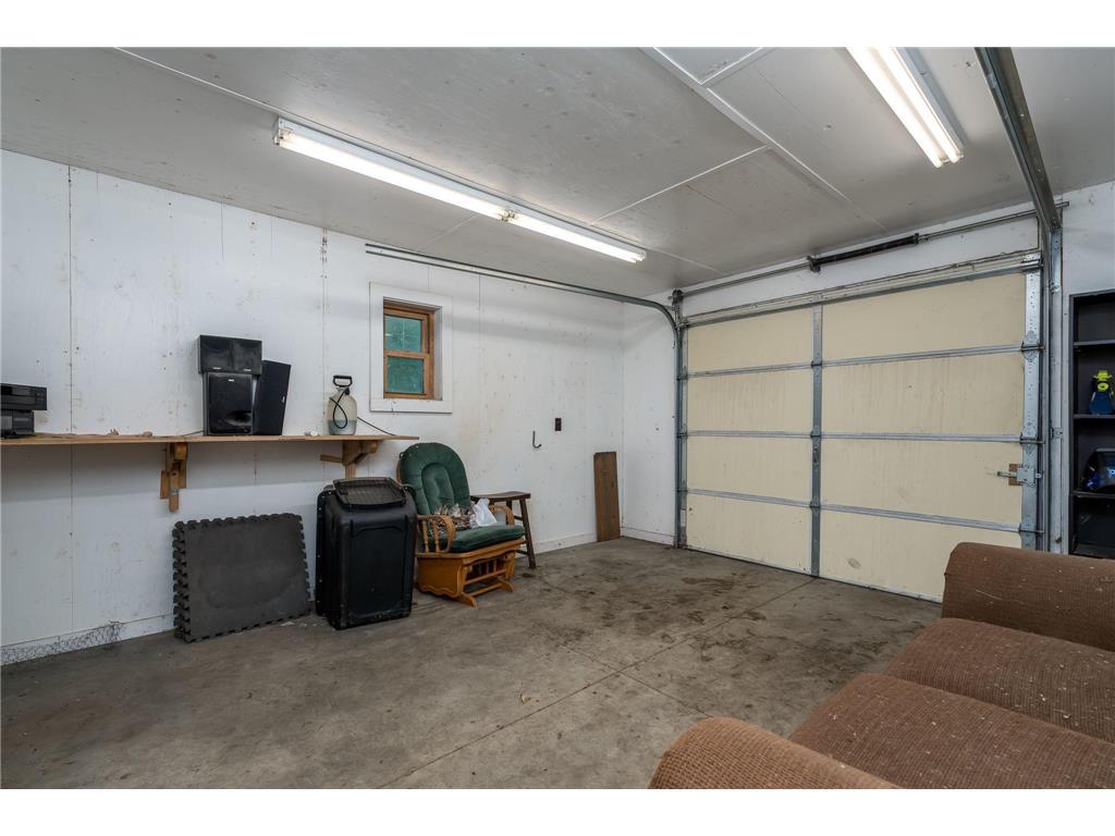 223 Joy Avenue SW Madelia MN 56062 7109526 image40