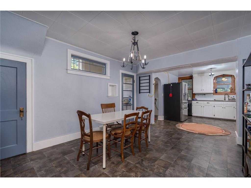 223 Joy Avenue SW Madelia MN 56062 7109526 image8