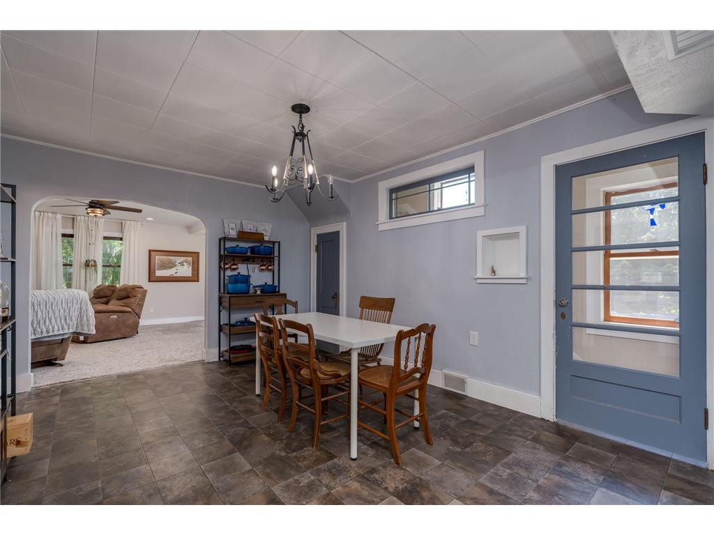 223 Joy Avenue SW Madelia MN 56062 7109526 image9