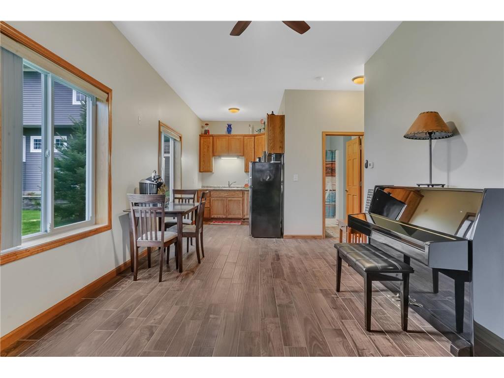 223 Lake Avenue S Spicer MN 56288 - Green 7070284 image27
