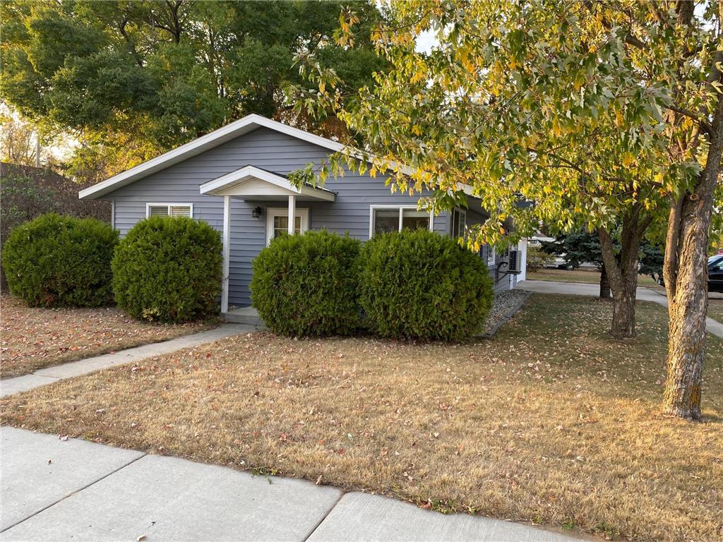 223 Main Street NE Menahga MN 56464 6617015 image1