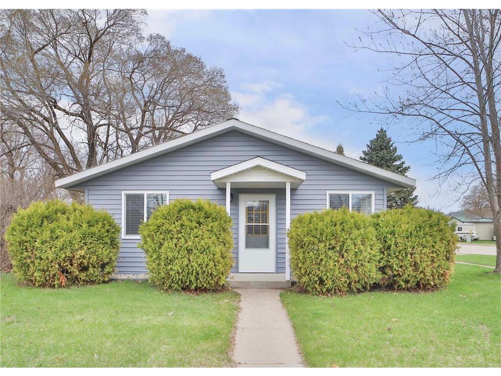 223 Main Street NE Menahga MN 56464 6713296 image1