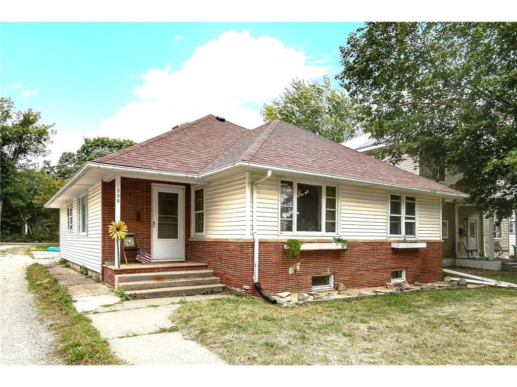 223 Mill Street E Owatonna MN 55060 6429620 image1