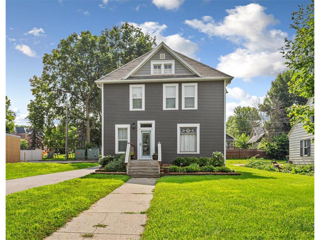 223 N Main Street Le Sueur MN 56058 6766577 image1