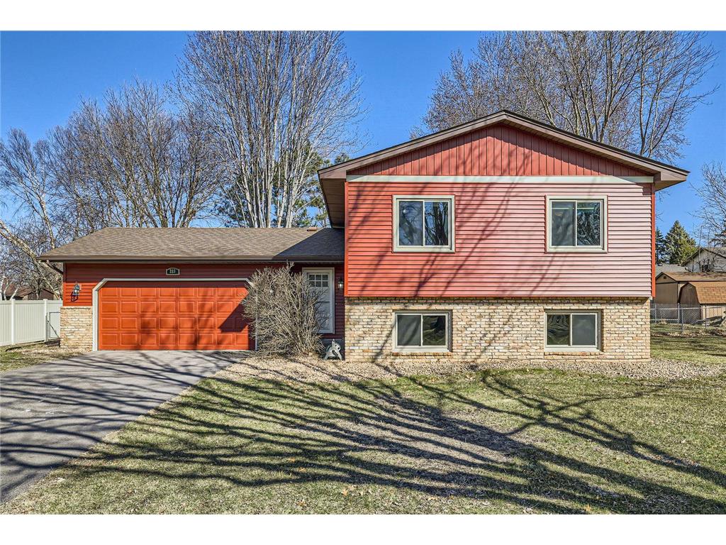 223 Robin Hood Lane Circle Pines MN 55014 6698499 image1