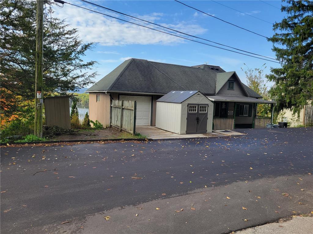 223 S Hill Street Fountain City WI 54629 6803740 image1