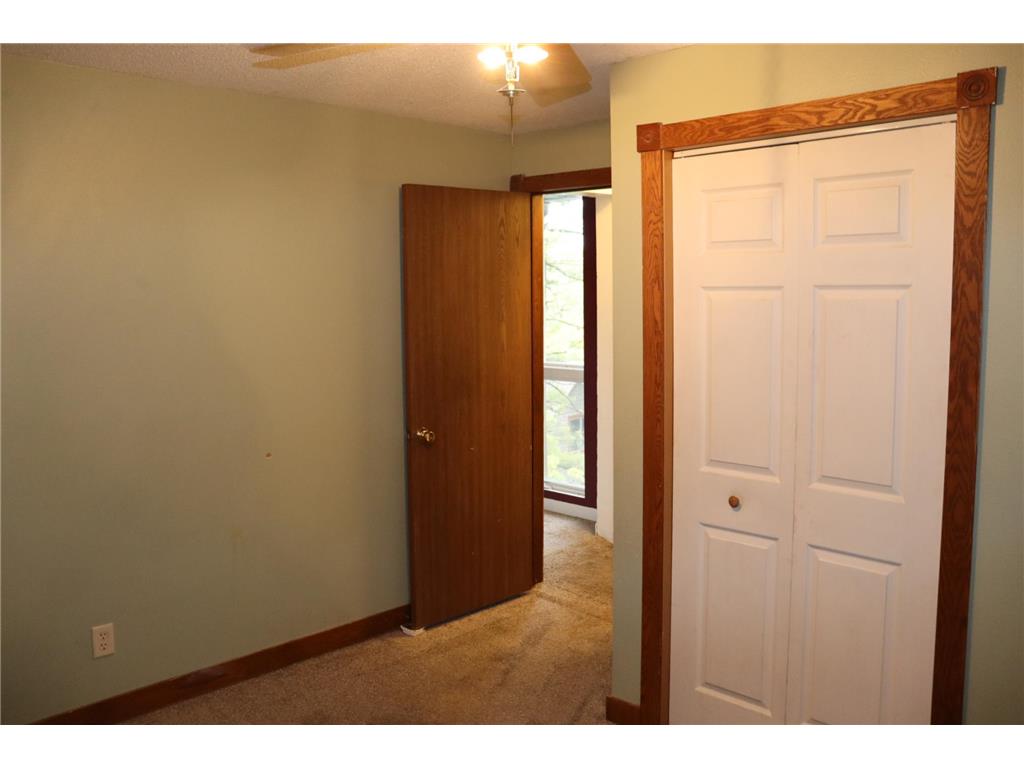 223 S Hill Street Fountain City WI 54629 6803740 image14