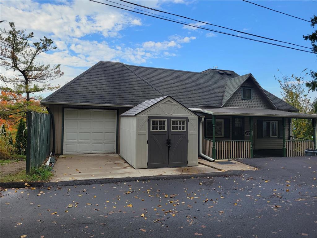 223 S Hill Street Fountain City WI 54629 6803740 image2