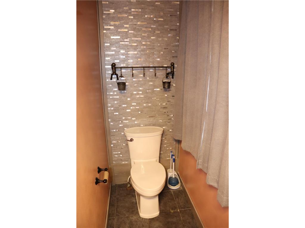 223 S Hill Street Fountain City WI 54629 6803740 image29