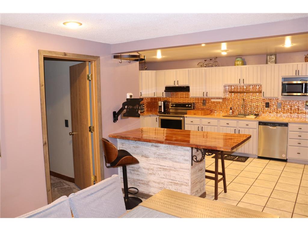 223 S Hill Street Fountain City WI 54629 6803740 image39