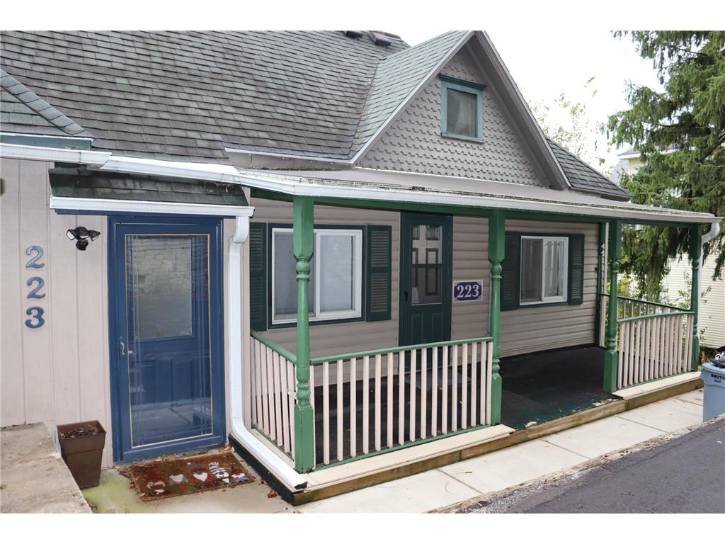 223 S Hill Street Fountain City WI 54629 6803740 image4