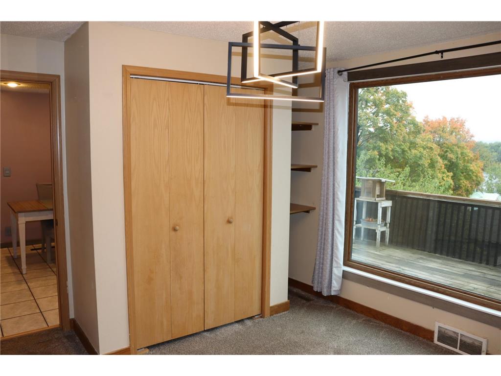 223 S Hill Street Fountain City WI 54629 6803740 image41